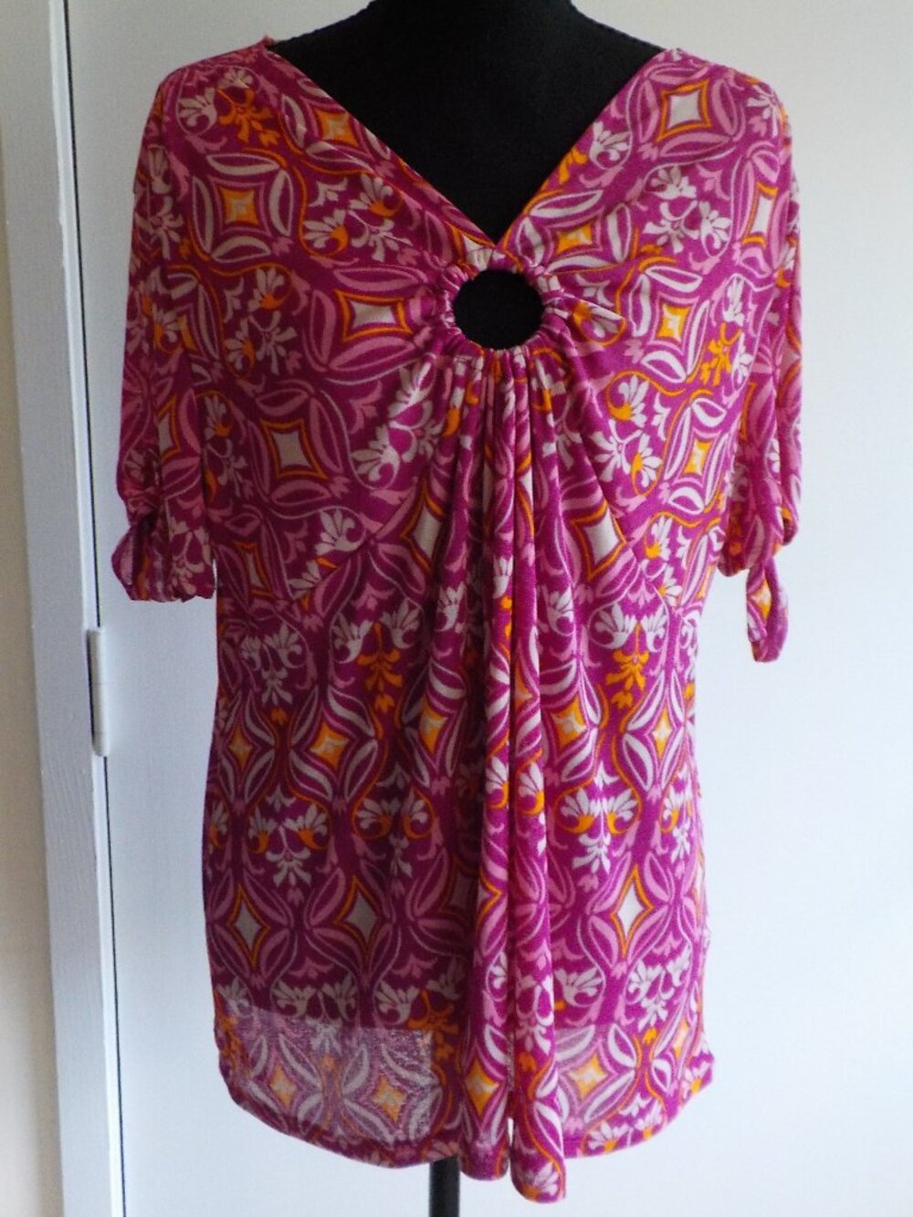 Cato Blouse - Large - Pink White Orange Short Sleeve V-neck Stretch (2548)